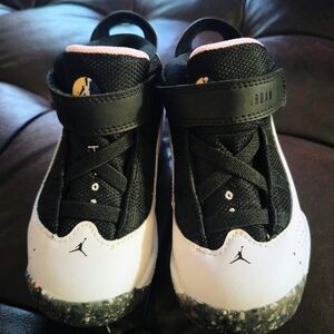 Jordan 6 Rings Baby Size 9c Black and White Sneakers